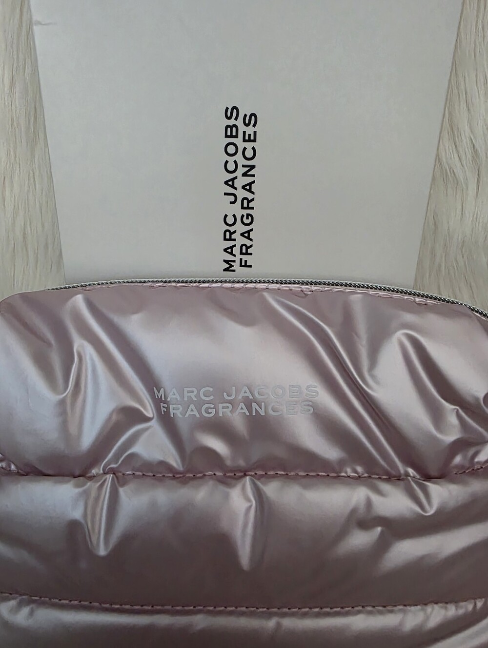 Marc Jacobs Shiny Light Pink Puffer Cosmetic Case - Picture 2 of 3